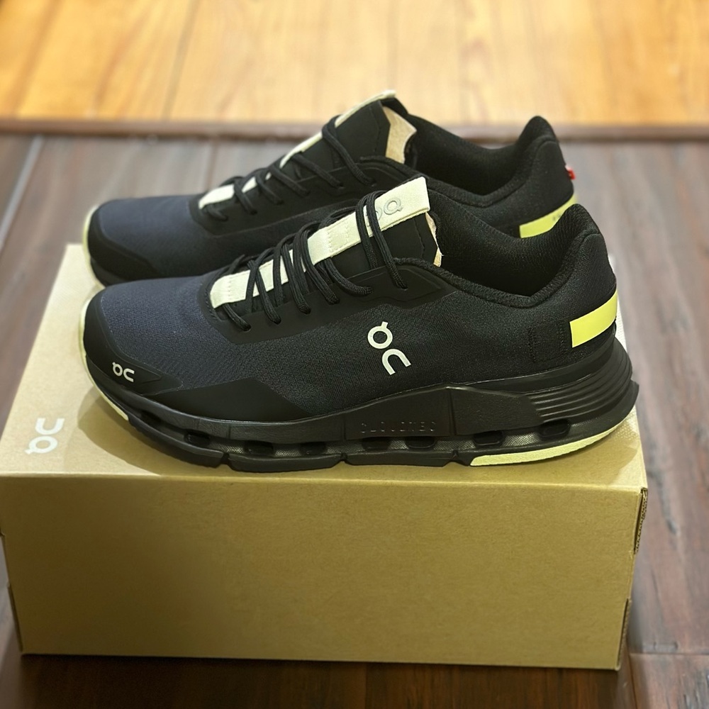 Cloudnova Form | BRAND NEW | NEVER WORN | SIZE 7